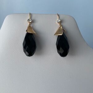 Fashion earrings- black and gold
